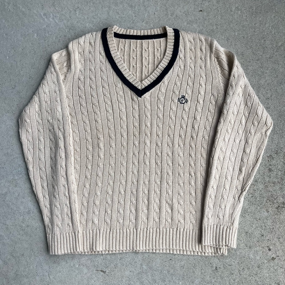 Elegant Beige V-Neck Cable Knit Sweater